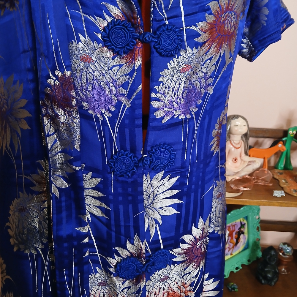 1930s Brilliant Cobalt Blue Silk Movie Star Dressing Gown - Picture 6 of 15